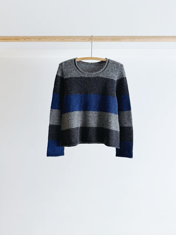 PRE- LOVED - HANDKNIT WOOL SWEATER - S/M