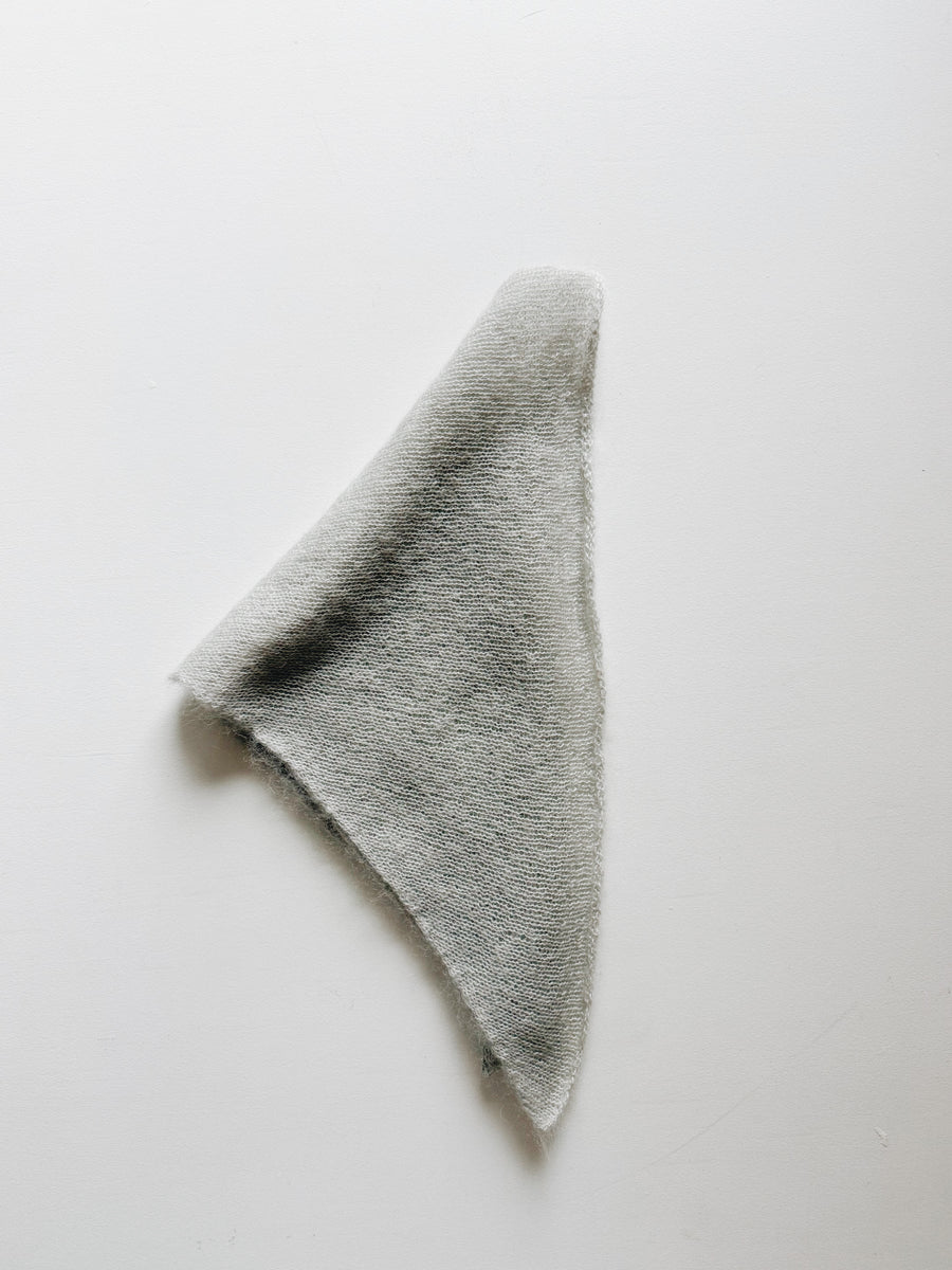 MOHAIR & SILK TRIANGLE SCARF - LIGHT GREY