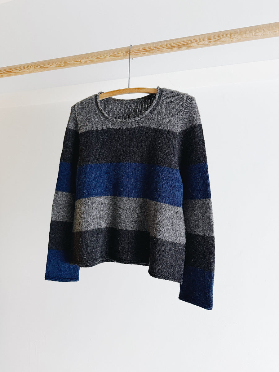 PRE- LOVED - HANDKNIT WOOL SWEATER - S/M