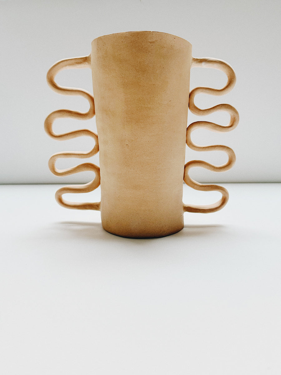 WAVES VASE - SAND -002