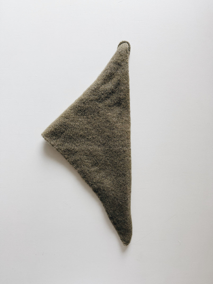 MOHAIR & SILK TRIANGLE SCARF - OLIVE