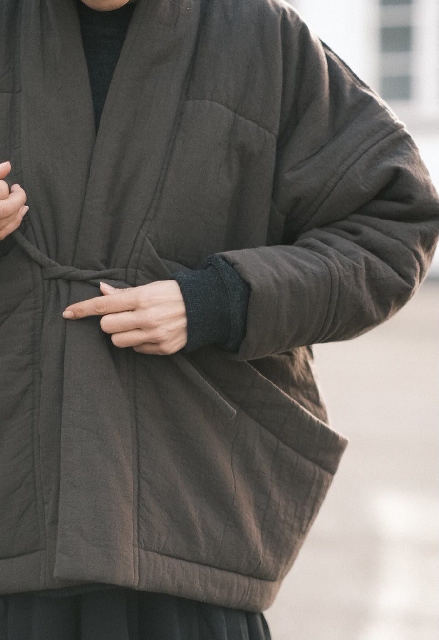 SIGNATURE SUMO JACKET - CHALK BROWN