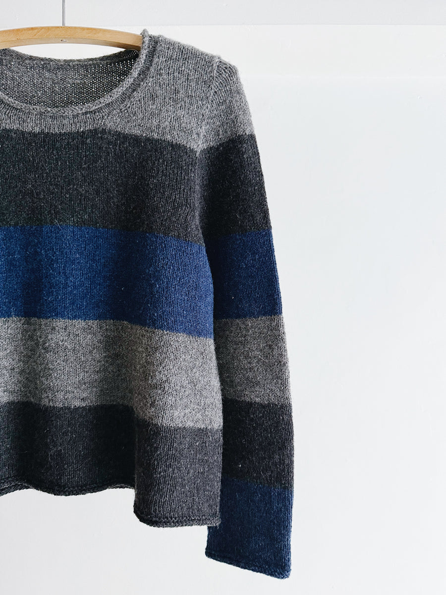 PRE- LOVED - HANDKNIT WOOL SWEATER - S/M