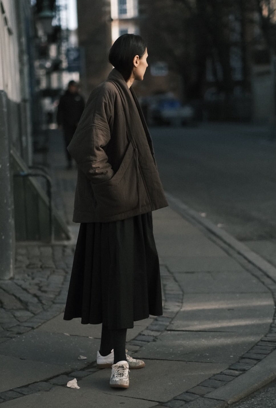 SIGNATURE SUMO JACKET - CHALK BROWN