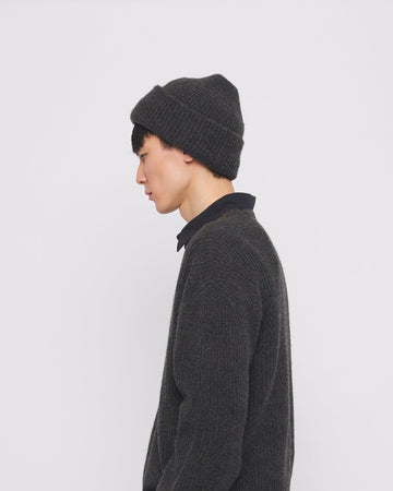 YAK WOOL BEANIE - CHARCOAL