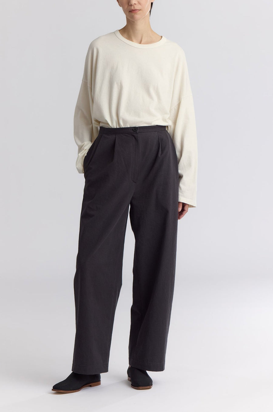 STRAIGHT TROUSERS - DARK GREY