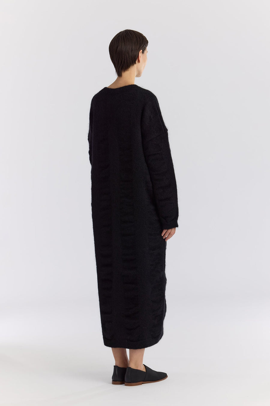 WATERFALL KNIT DRESS - BLACK