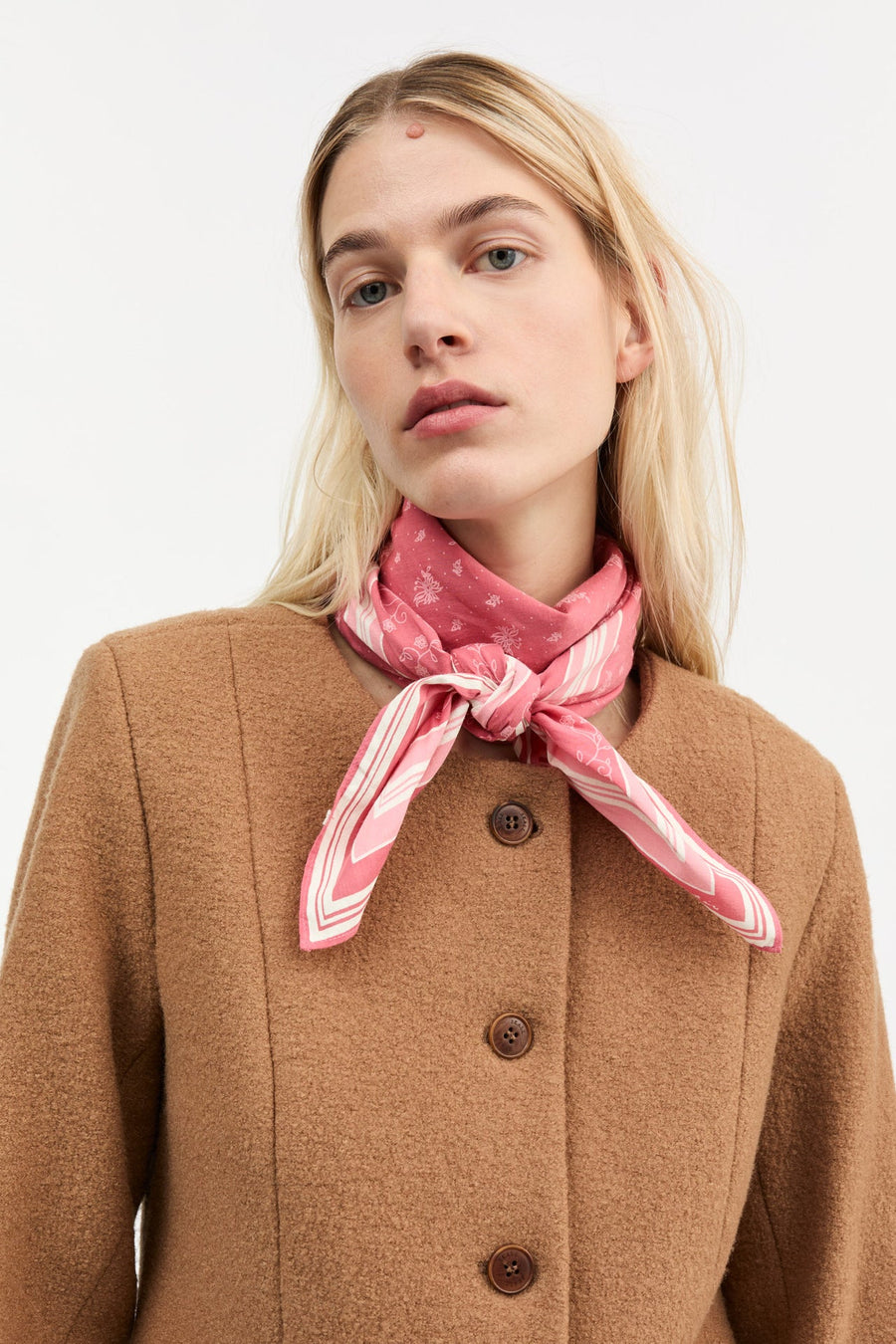 CLASSIC SCARF 90x90 - HOT PINK