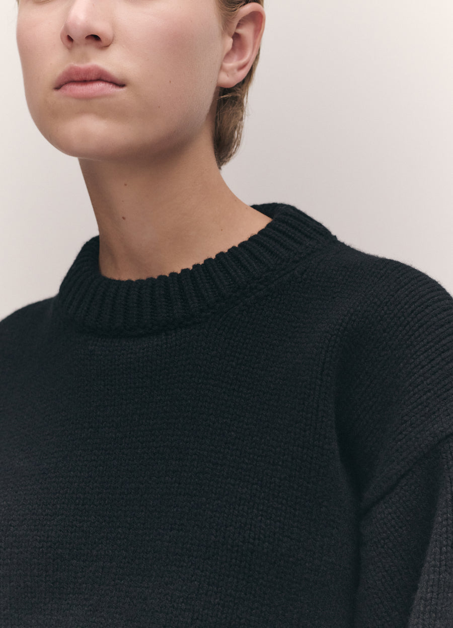 CARAGH CHUNKY CREWNECK - BLACK