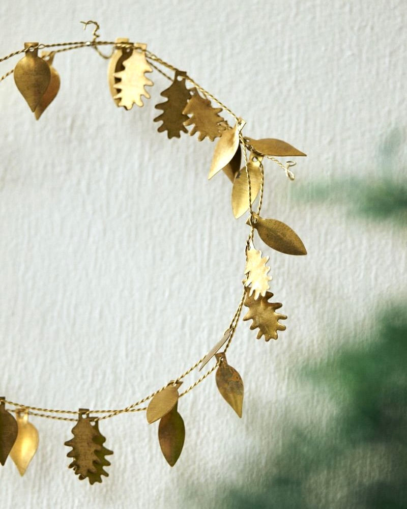 BRASS GARLAND - LEAF