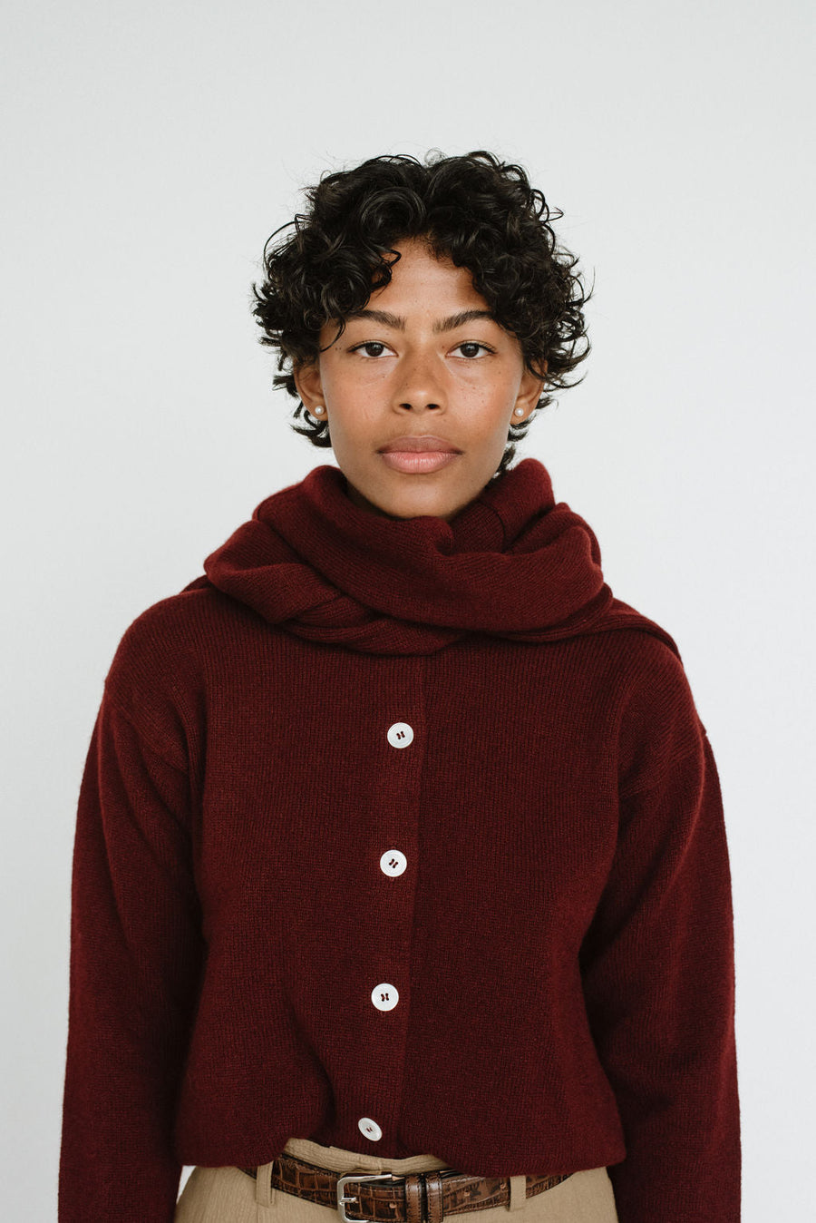 ADA CREWNECK CARDIGAN - BURGUNDY