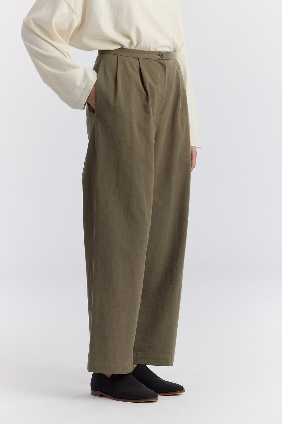 STRAIGHT TROUSERS - DARK OLIVE