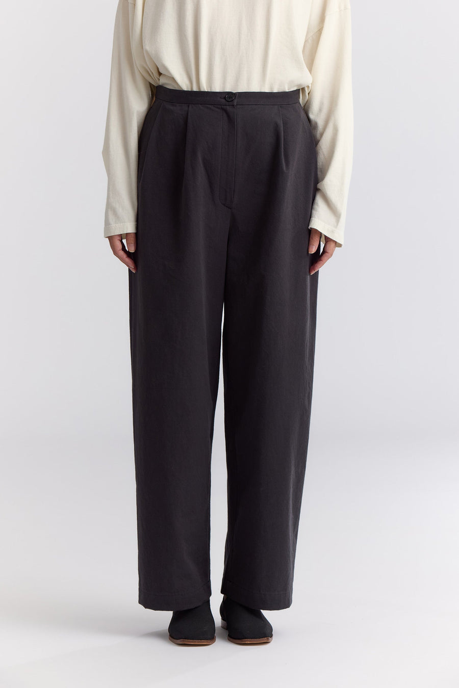 STRAIGHT TROUSERS - DARK GREY