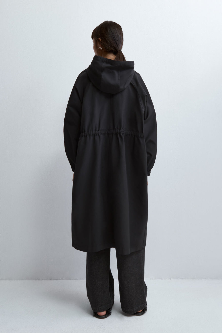 HOODED RAIN COAT - BLACK