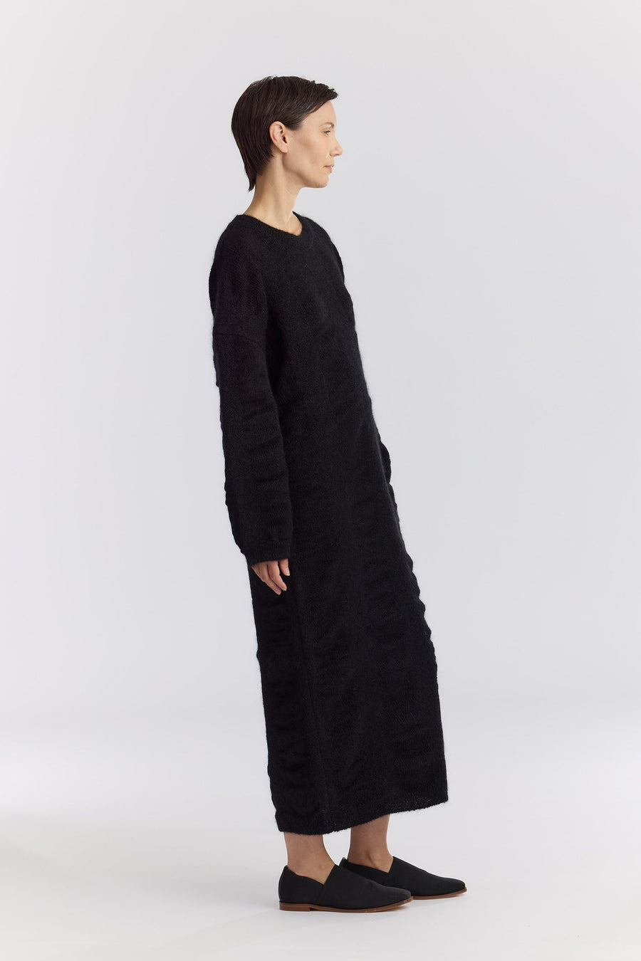 WATERFALL KNIT DRESS - BLACK