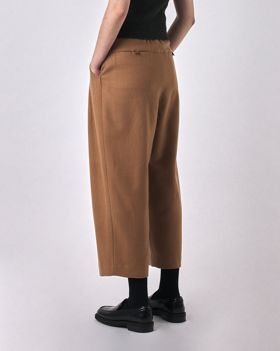 WOOL PLEATED TROUSER - TAN