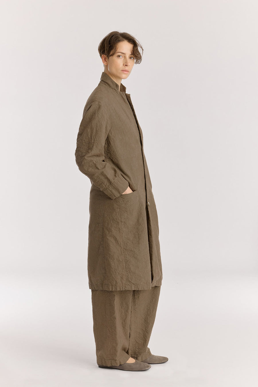 CRINKLED COAT - KHAKI
