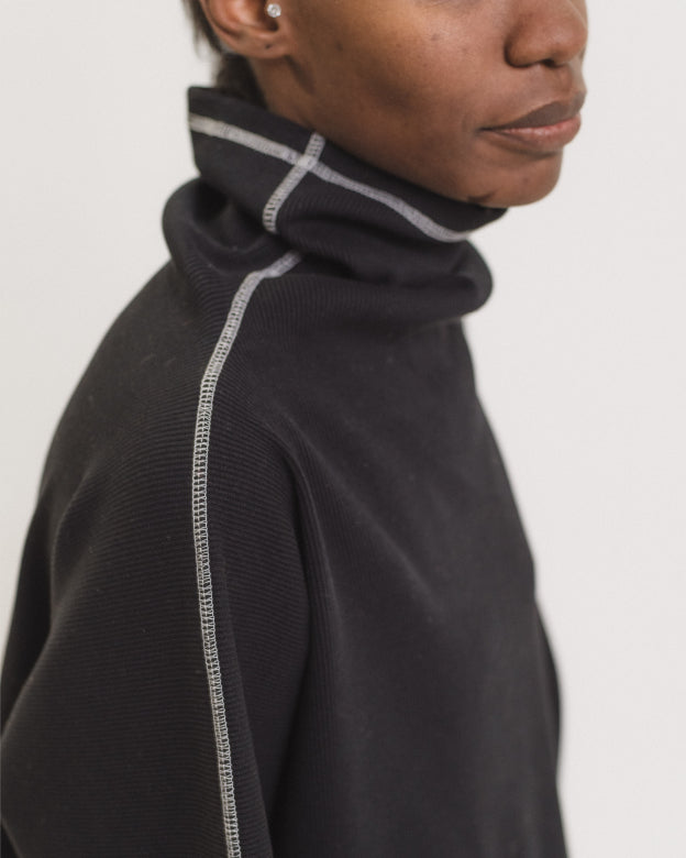 CAMER TURTLENECK - BLACK