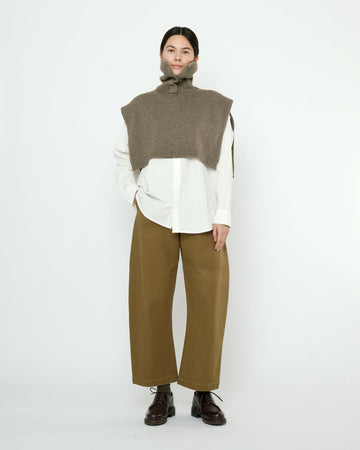 KNIT TURTLENECK VEST - TAUPE