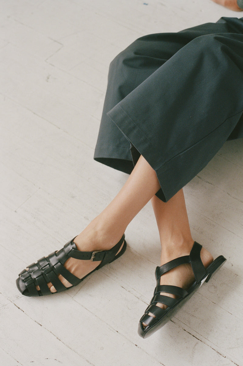 FISHERMAN SANDAL - ONYX