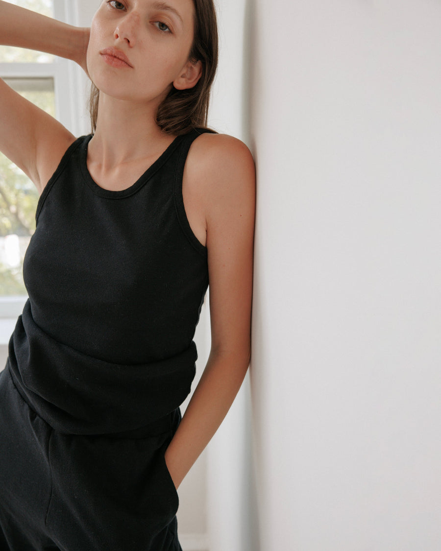 SCOOP BACK RIB TANK - BLACK
