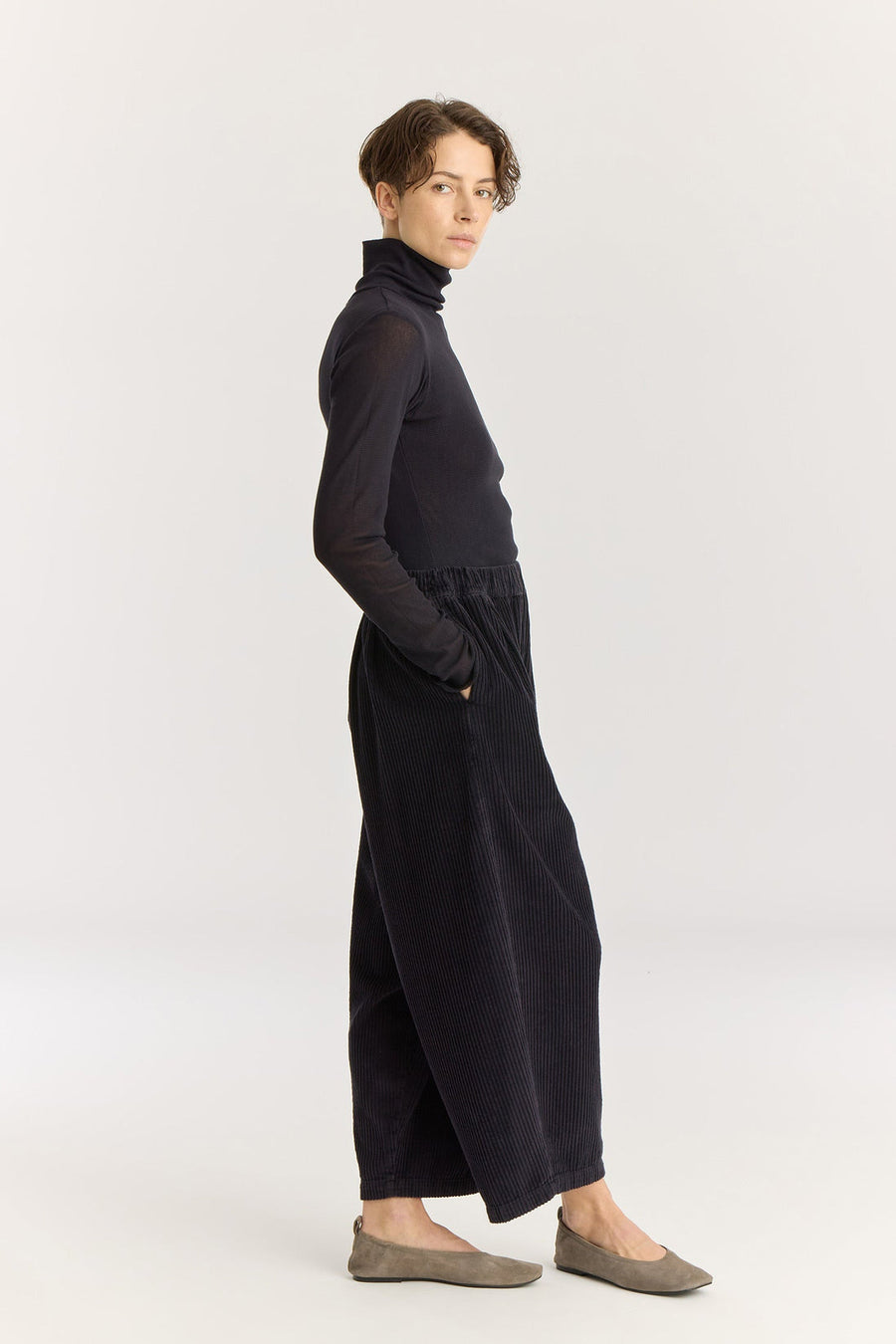 CORDUROY WIDE PANT - DARK NAVY