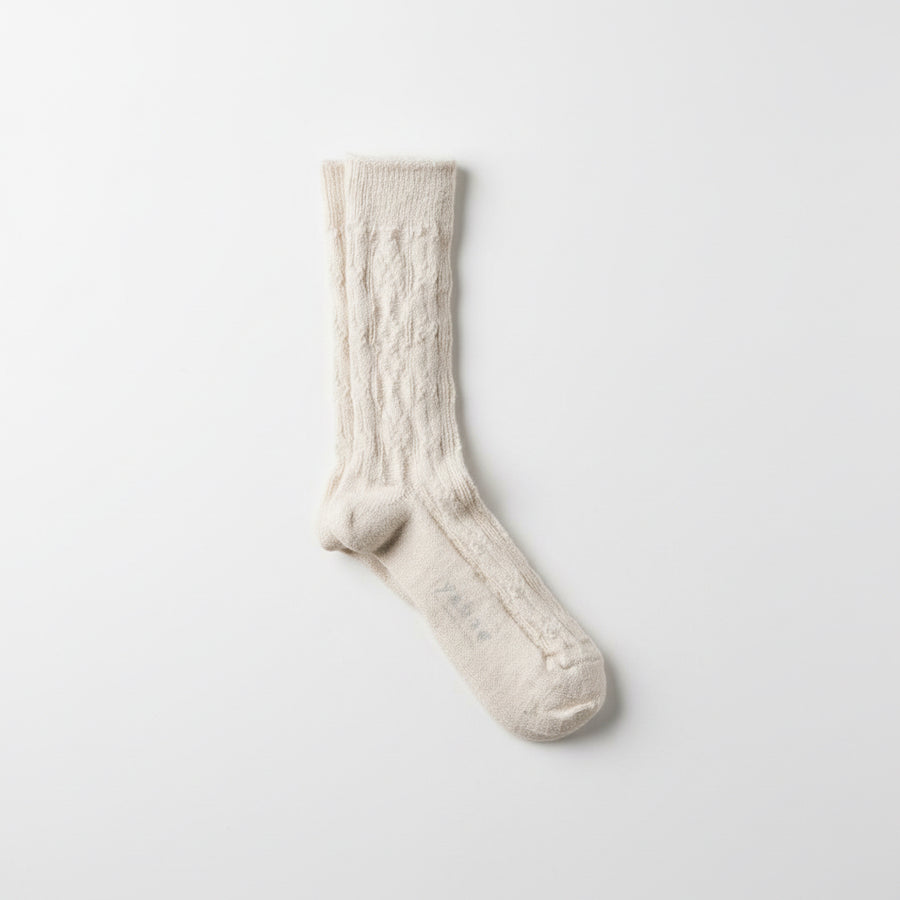 ALPACA CABLE PATTERN SOCKS - NATURAL