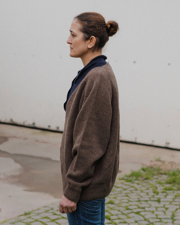 SOAR V NECK - BUREL BROWN
