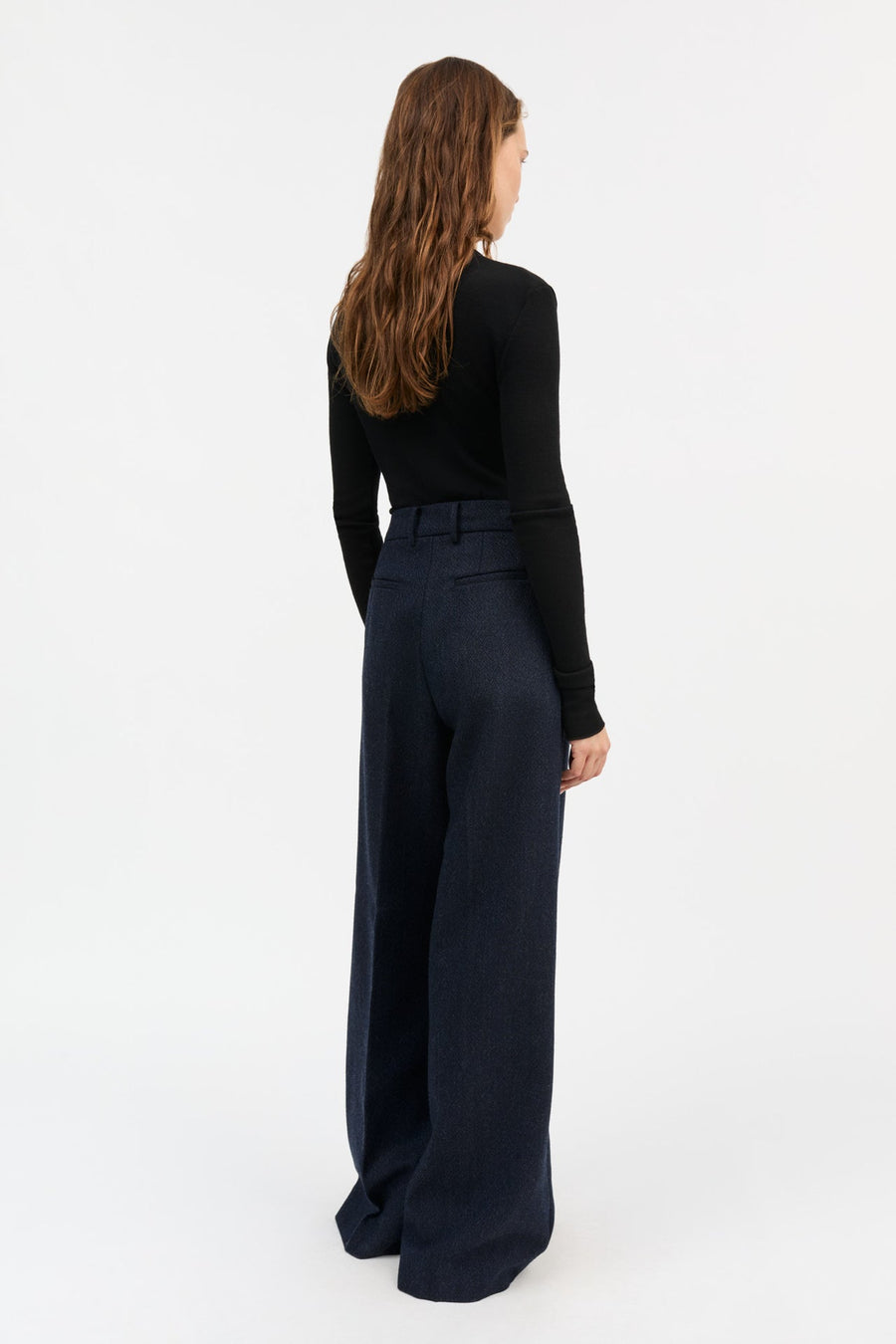 AMY O-NECK BLOUSE - BLACK