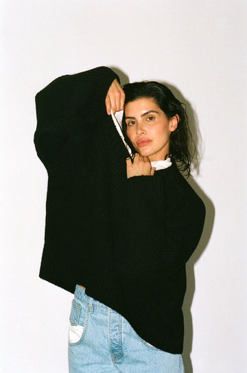 LUXE BLAKE PULLOVER - BLACK