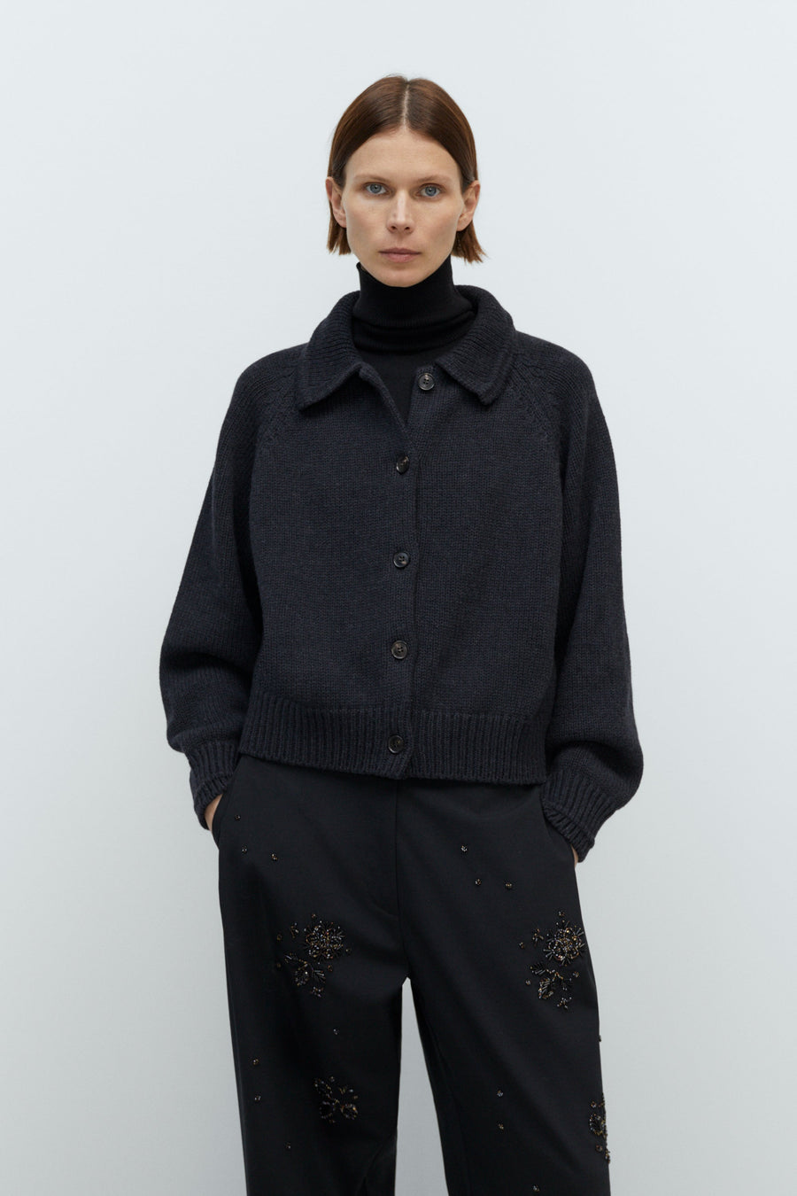 MERINO WOOL COLLAR CARDIGAN - ANTHRACITE