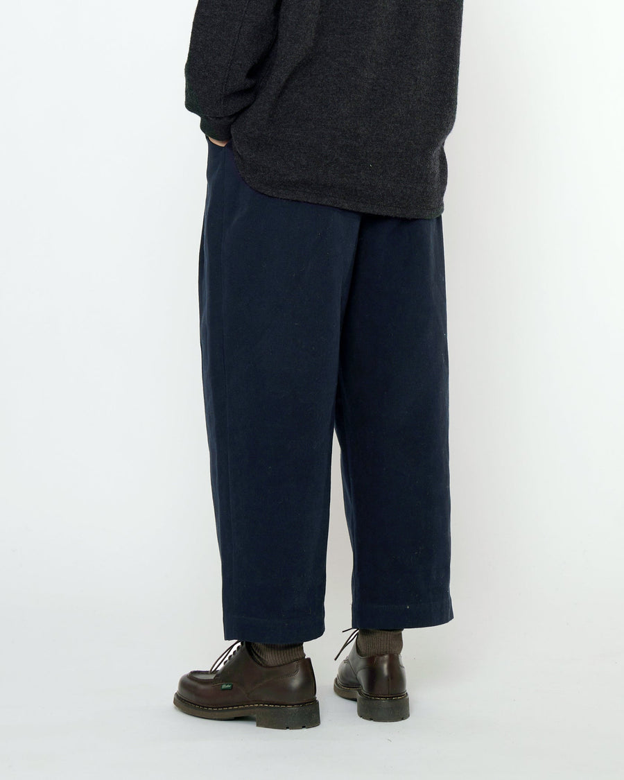SIGNATURE PLEATED TROUSER  - NAVY BLACK
