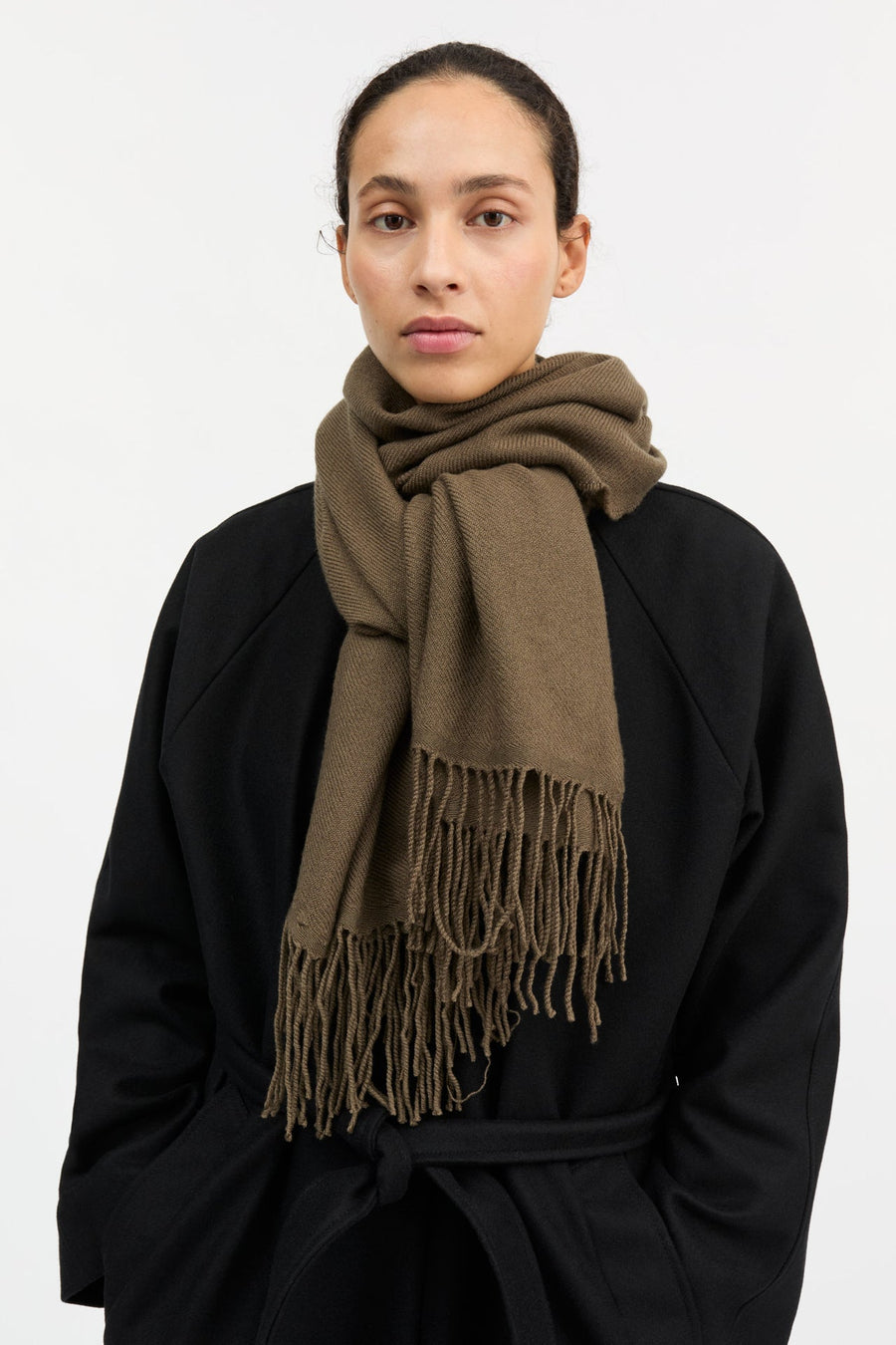 NELLE SCARF - BROWN