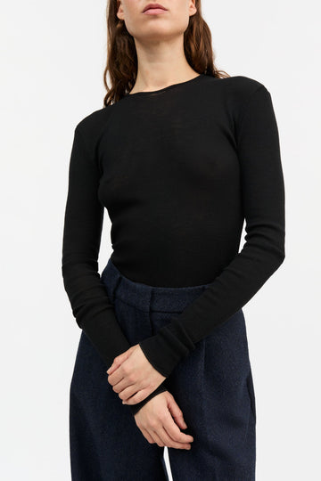 AMY O-NECK BLOUSE - BLACK
