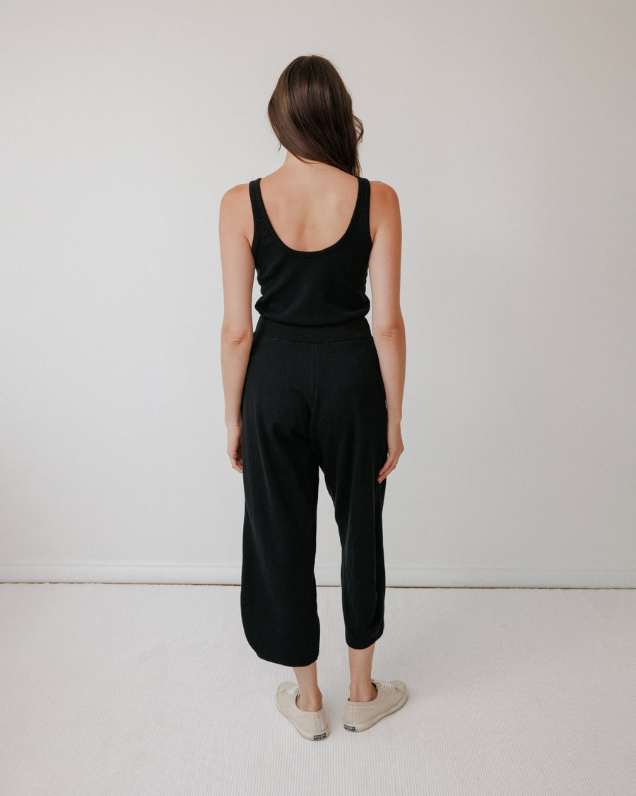 SCOOP BACK RIB TANK - BLACK