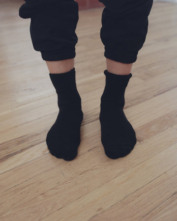 BUCKLE OVERANKLE SOCK - BLACK