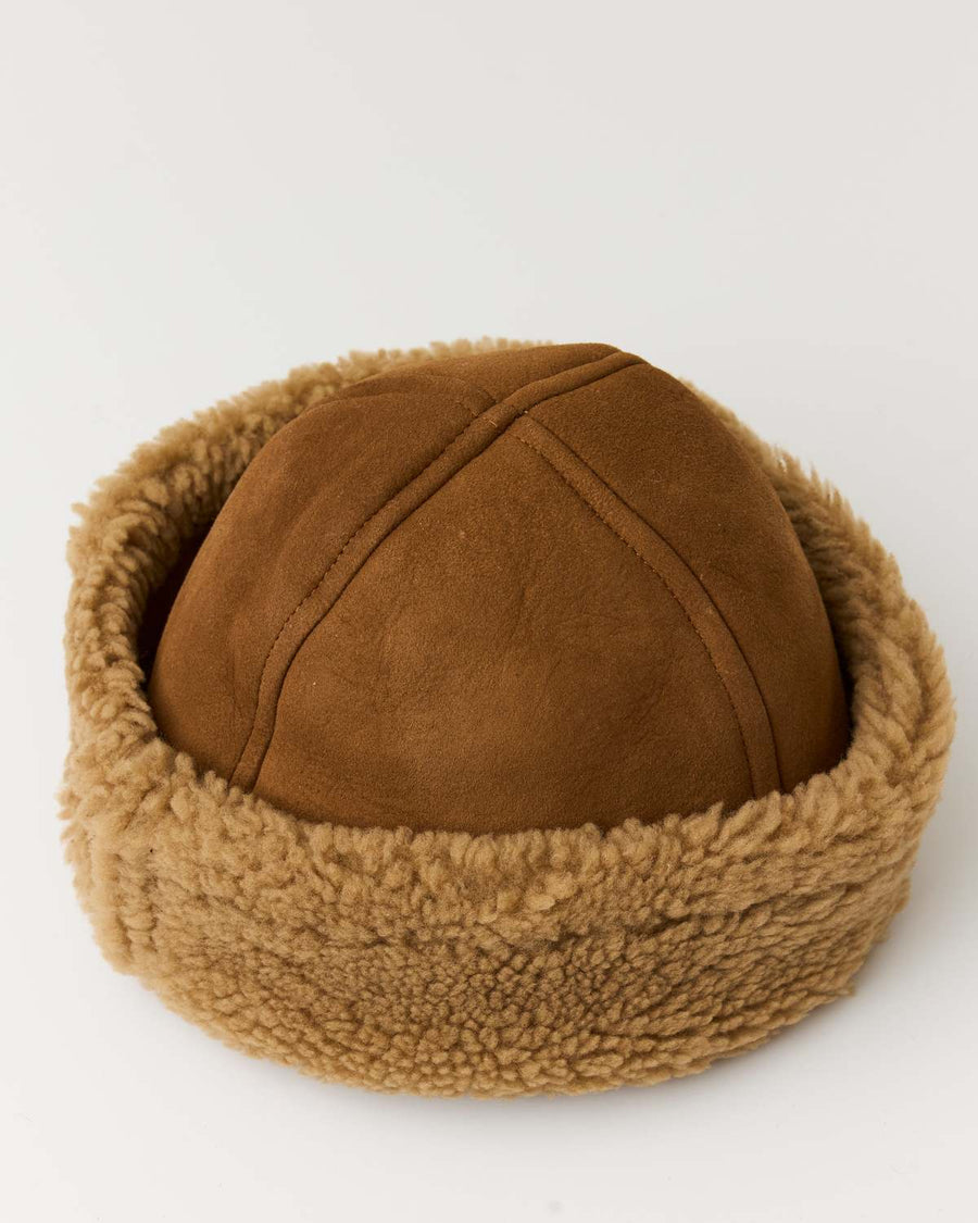 SUEDE BACK CURLY HAIR SHEEPSKIN CAP - TAN