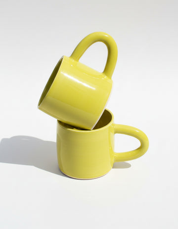 HANDMADE CERAMIC MUG - CHARTREUSE
