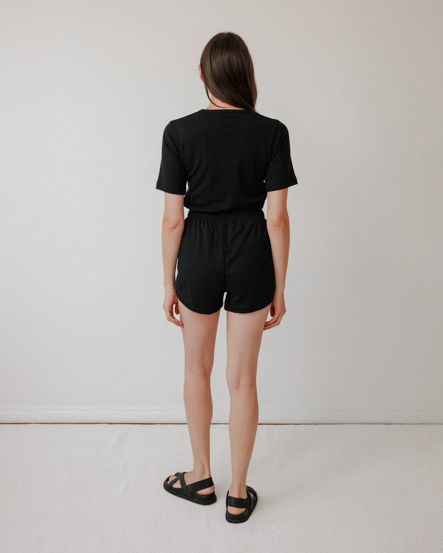 TRAINER SHORT - BLACK