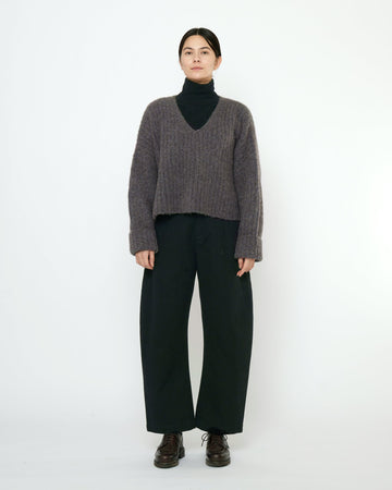 TAILORED CURVE LEGGED TROUSER - BLACK