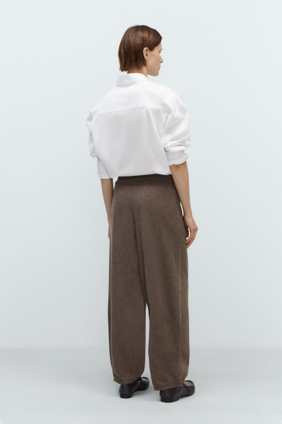 MERINO WOOL CURVED PANTS - TAUPE