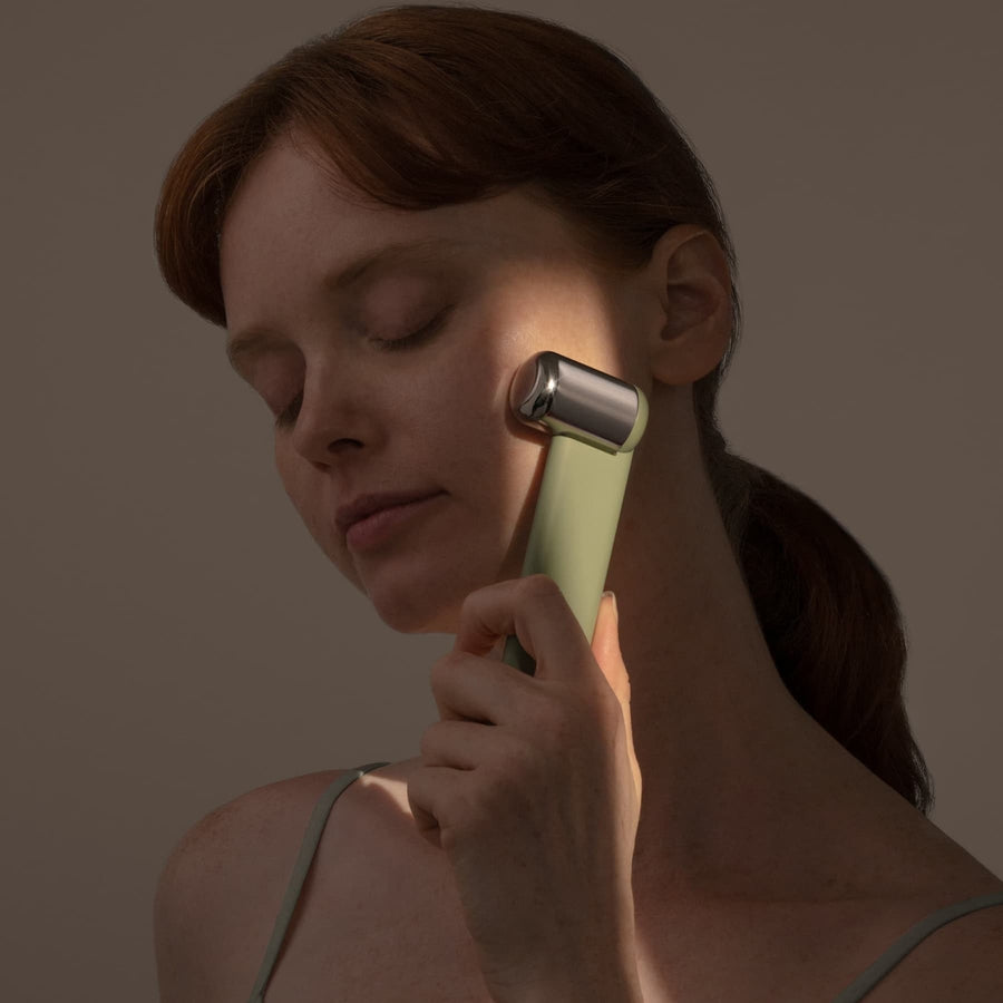 FACIAL ICE ROLLER - CLAY