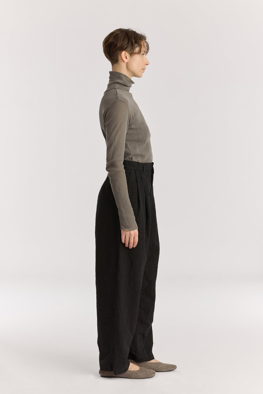 CRINKLED TROUSER - BLACK