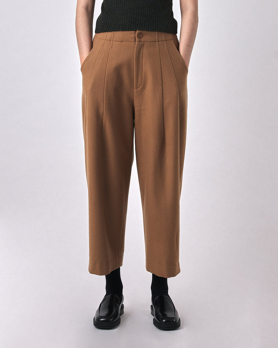 WOOL PLEATED TROUSER - TAN