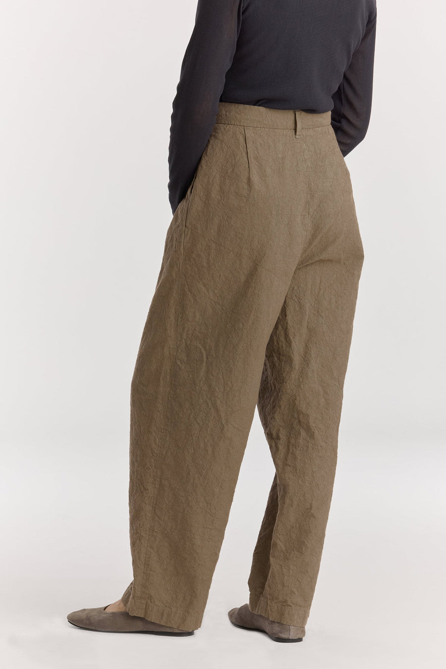 CRINKLED TROUSER - KHAKI