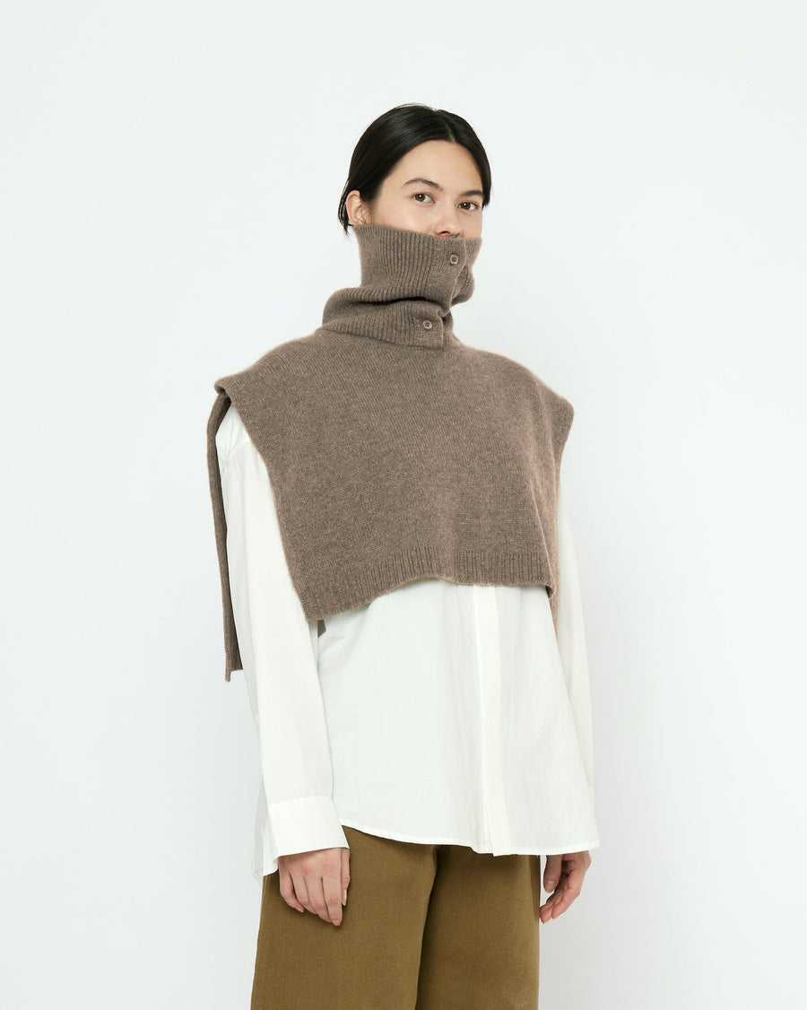 KNIT TURTLENECK VEST - TAUPE