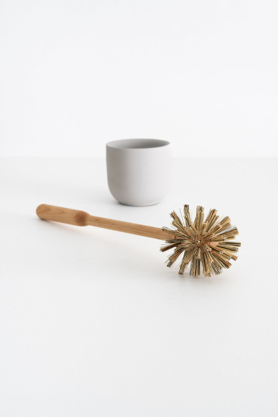 TOILET BRUSH WITH HOLDER - NATURAL
