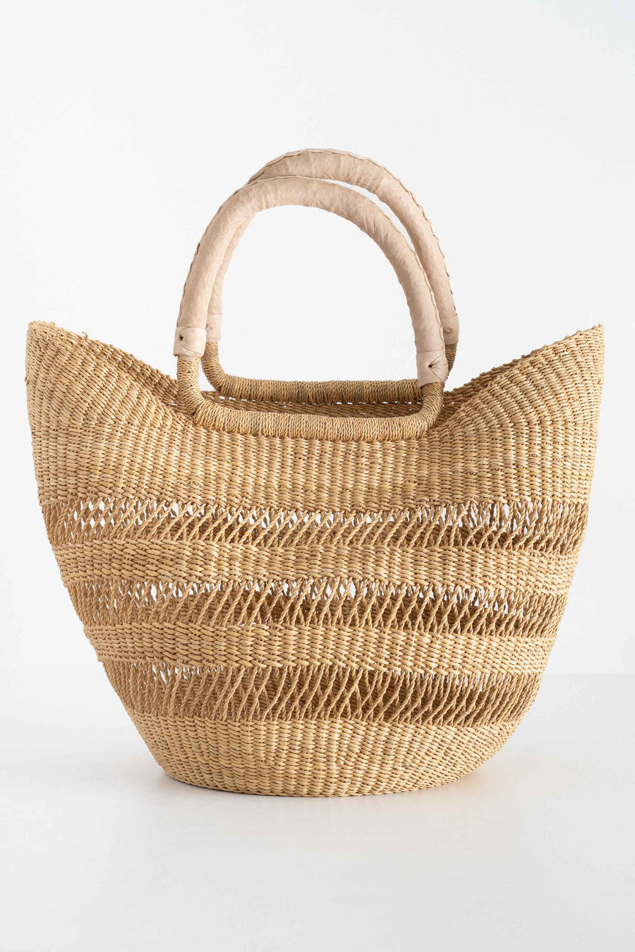 LACE WINGED MARKET BASKET- NATURAL LEATHER HANDLE